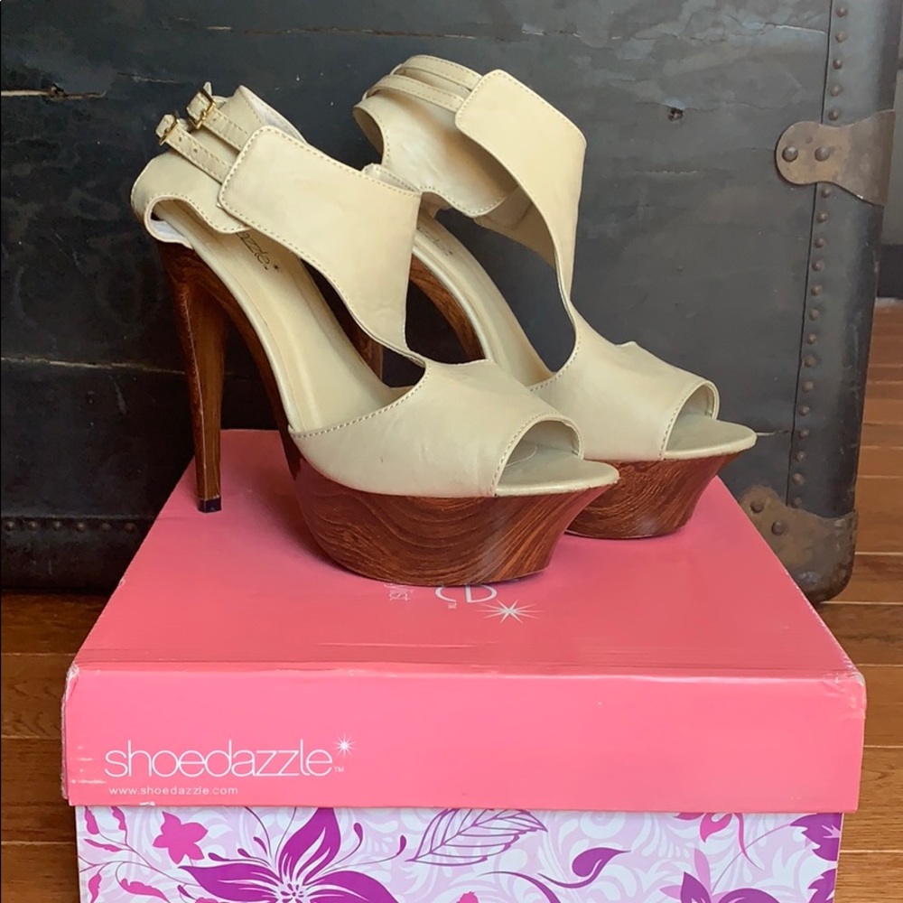 Shoedazzle platform heels
